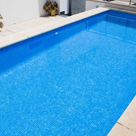 Charming Apartment With Pool And Garage Sevilha Exterior foto